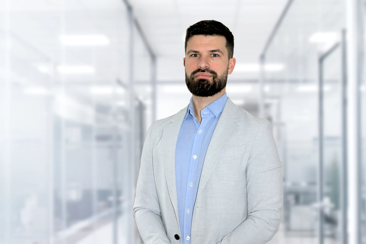 Kup używane licencje Microsoft – nasz ekspert ds. doradztwa